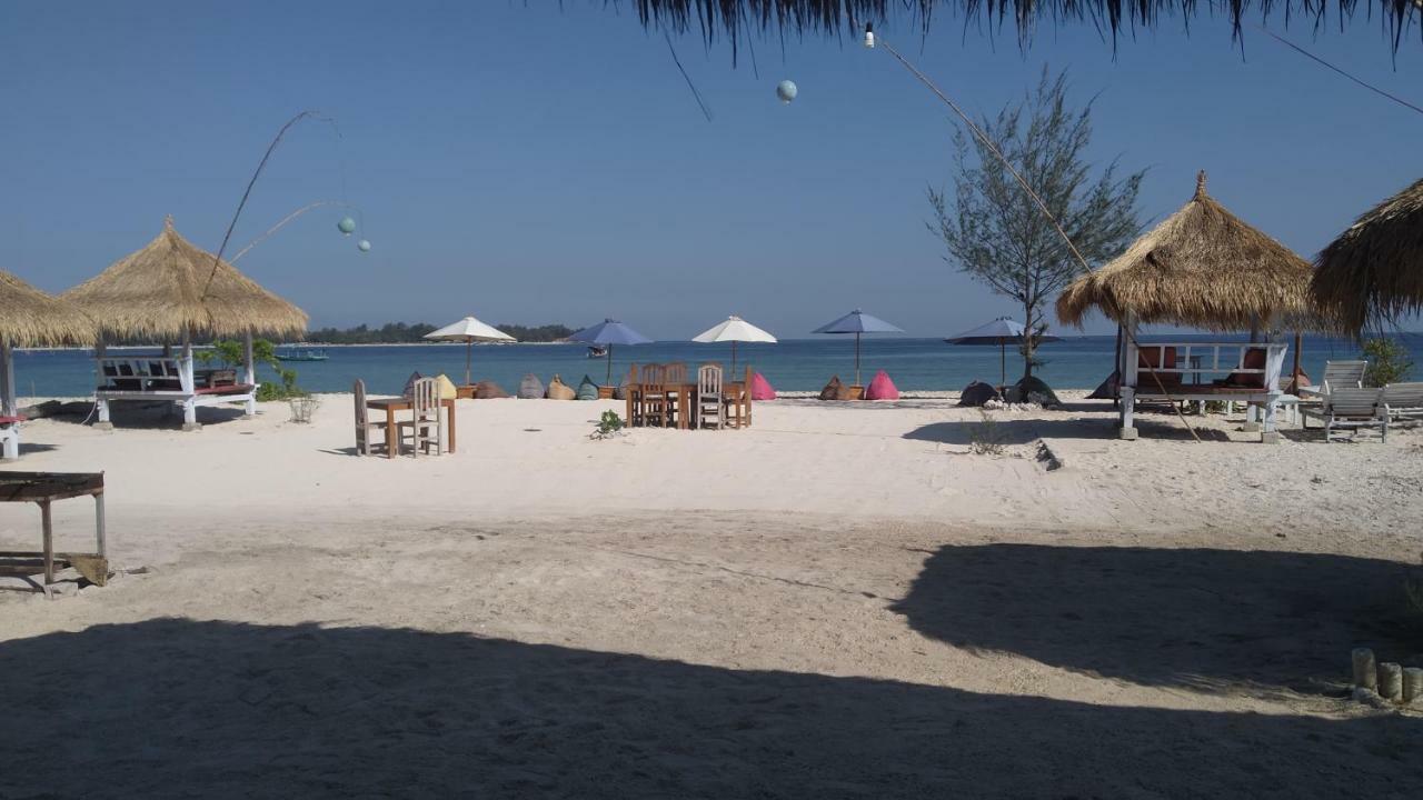 Sunset Beach Bungalow Gili Meno Dış mekan fotoğraf