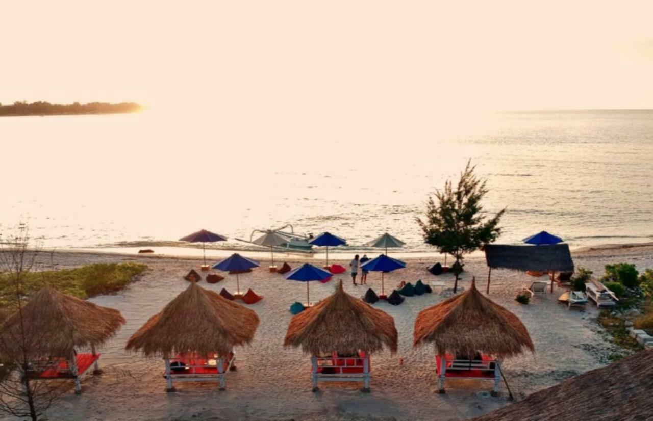 Sunset Beach Bungalow Gili Meno Dış mekan fotoğraf