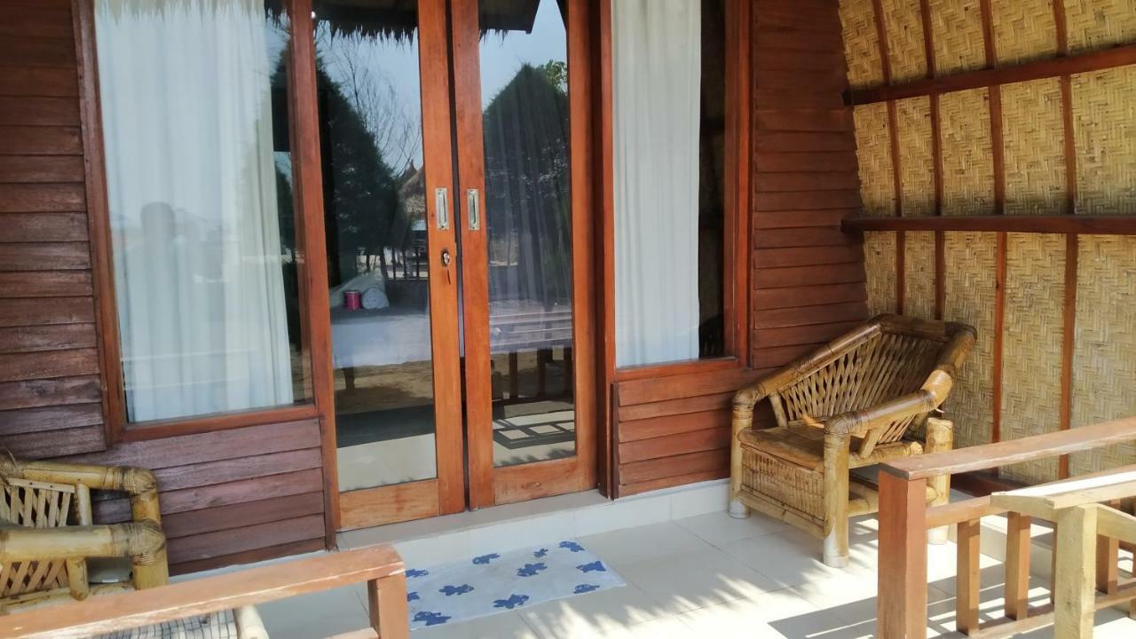 Sunset Beach Bungalow Gili Meno Dış mekan fotoğraf